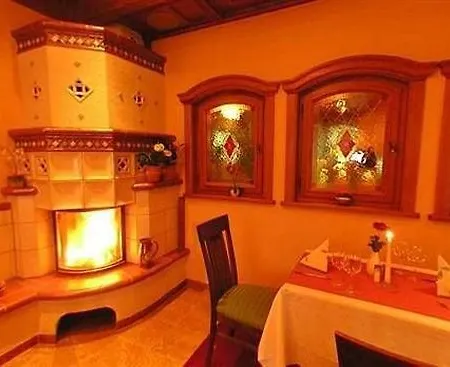 阿尔贝耶斯基酒店 酒店