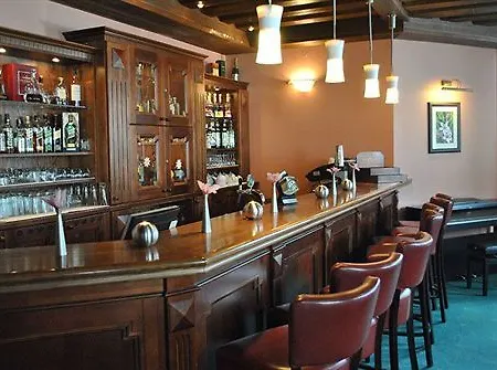 阿尔贝耶斯基酒店 酒店